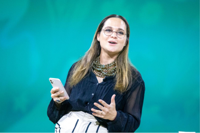 Loreley Picourt Speaking at an event